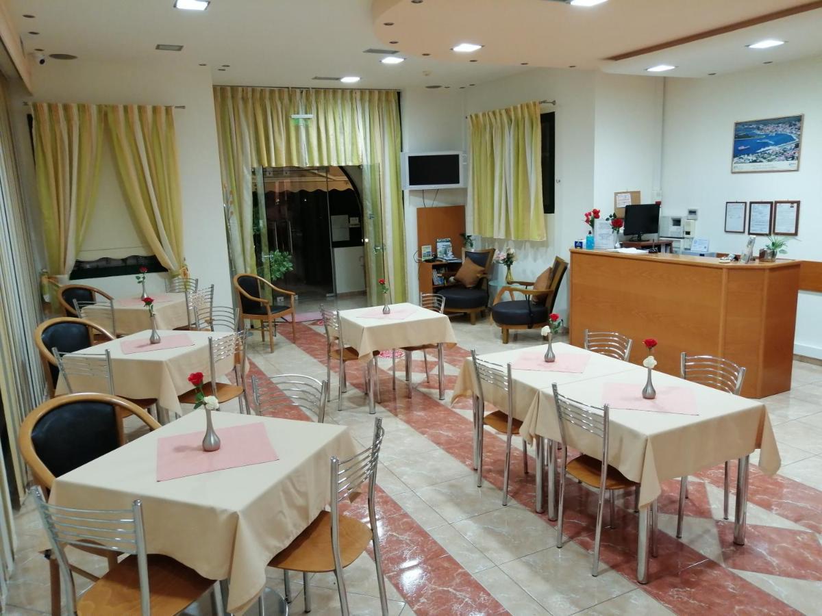 Hotel Katerina Keramoti  Ngoại thất bức ảnh